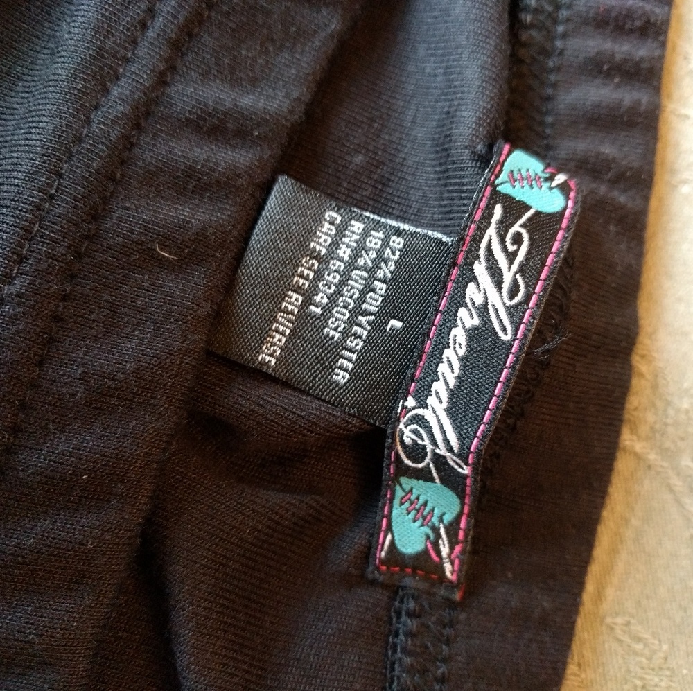 Thread Mini-Skirt - Picture 3 of 5